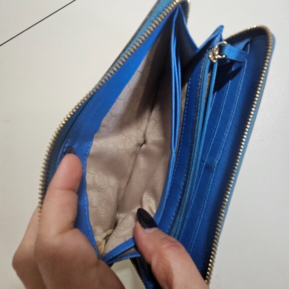 Michael Kors Saffiano Leather Zippy Wallet - Two Tone Blue - Picture 7 of 13